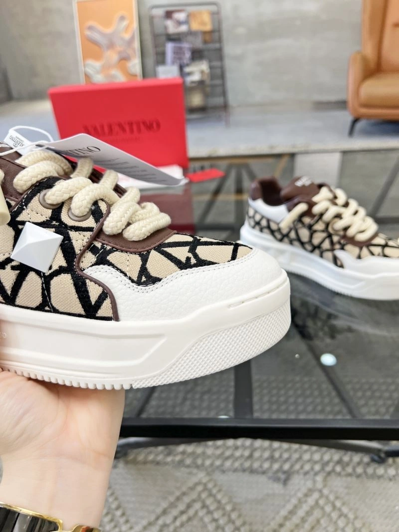 GoAnywhere Vxlxntino Casual Shoes 233515