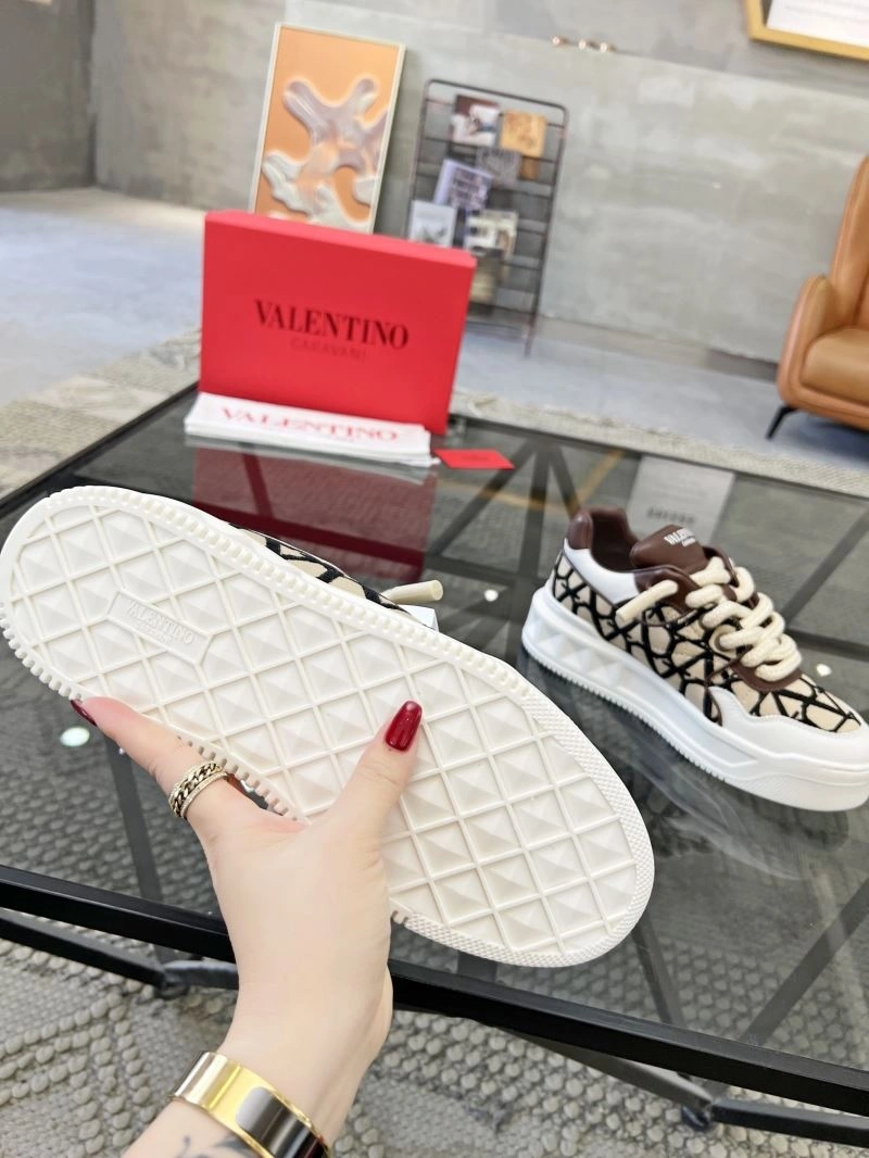 GoAnywhere Vxlxntino Casual Shoes 233515