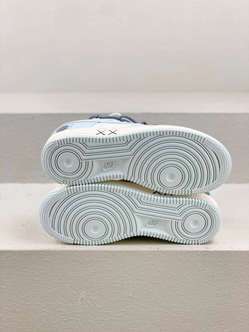 Lightweight Nxkx Sneakers 200617
