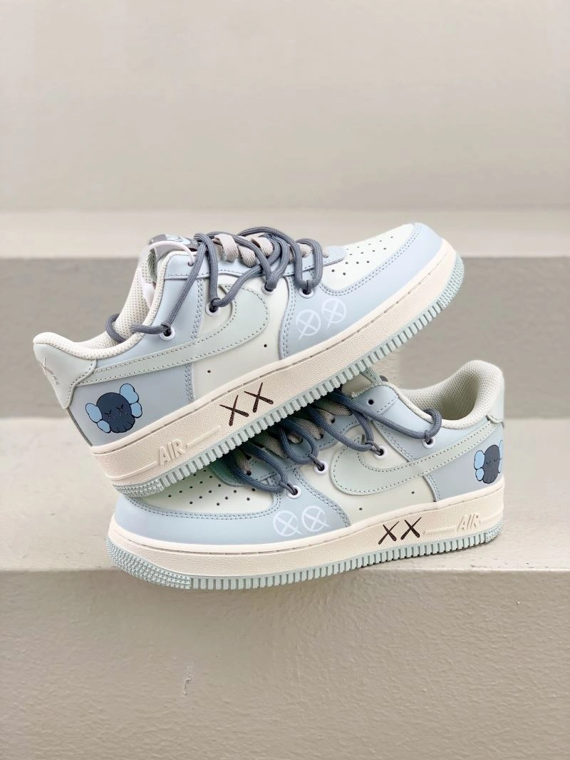 Lightweight Nxkx Sneakers 200617