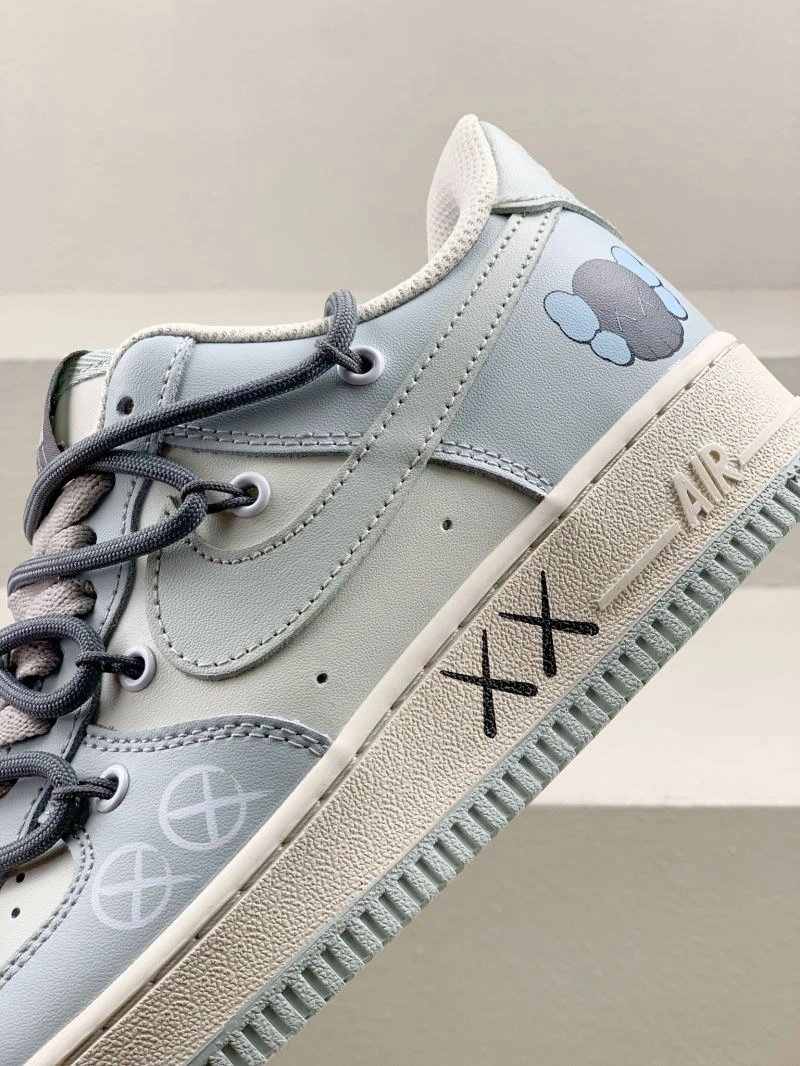 Lightweight Nxkx Sneakers 200617