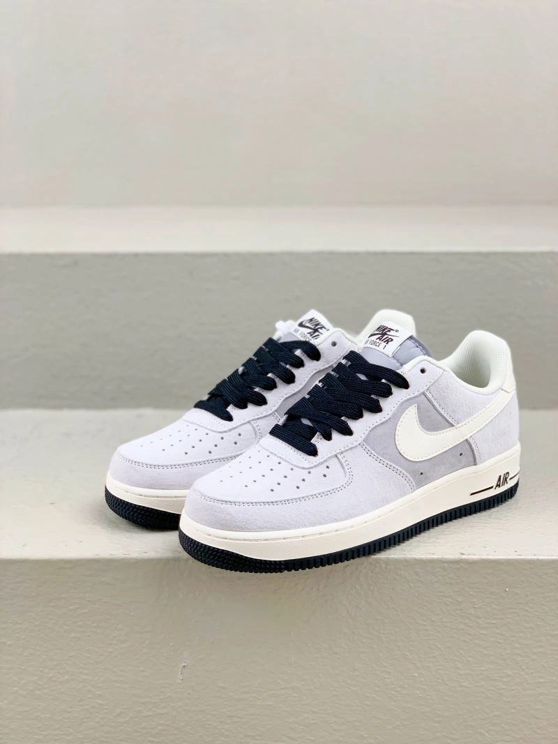 WellDesigned Nxkx Sneakers 200628