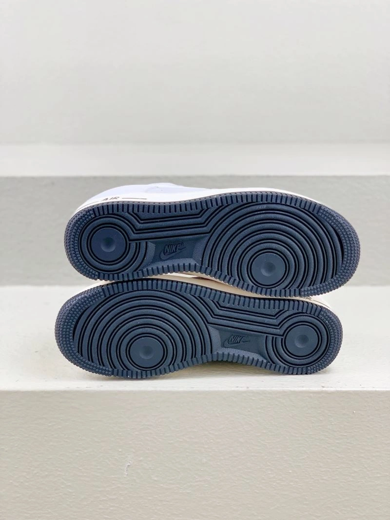 WellDesigned Nxkx Sneakers 200628