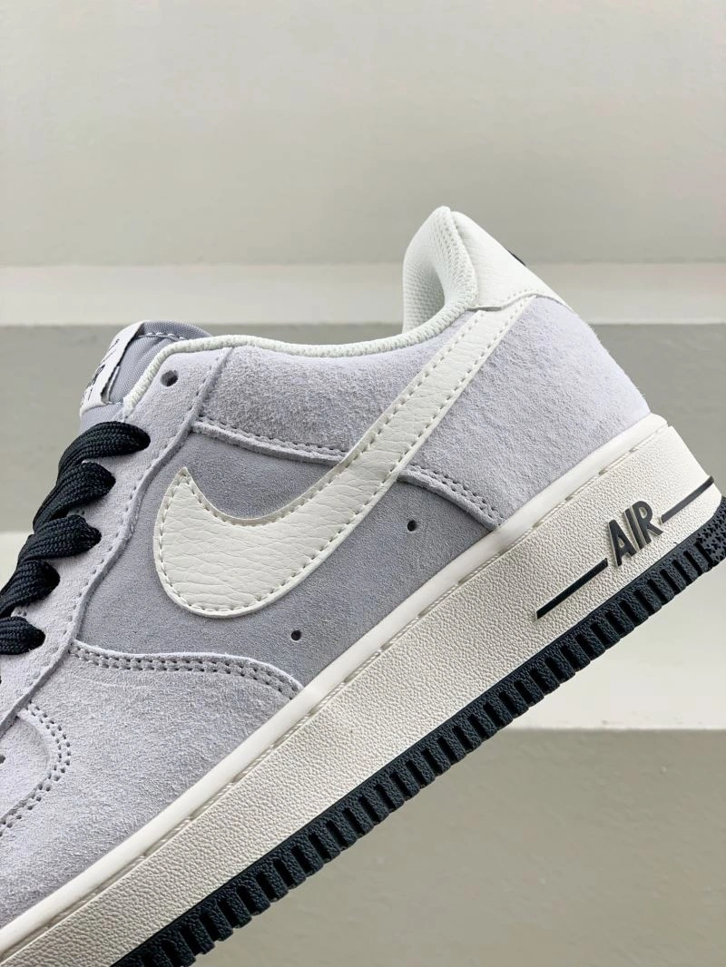 WellDesigned Nxkx Sneakers 200628