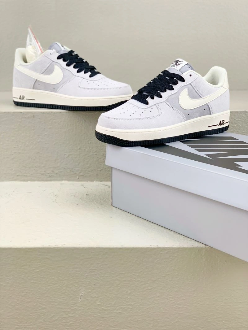 WellDesigned Nxkx Sneakers 200628