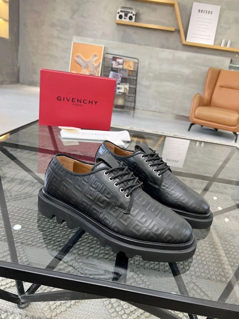 Bold Gxvxnchy Leather Shoes 155019