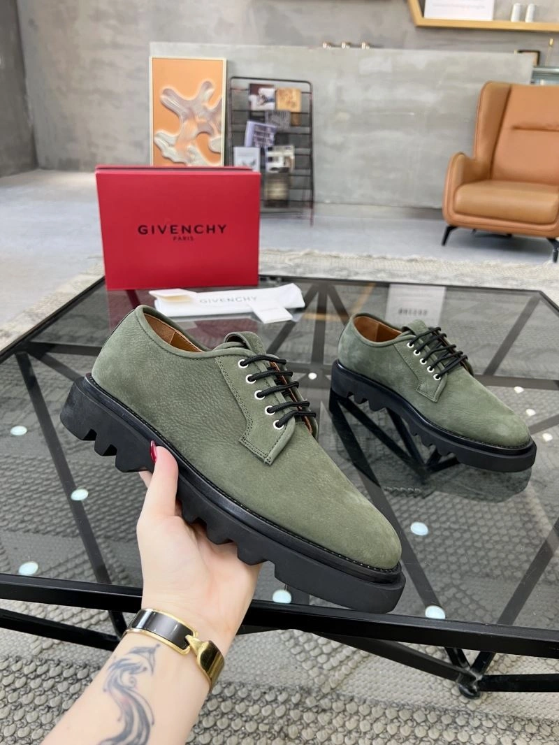 Versatile Gxvxnchy Leather Shoes 155021