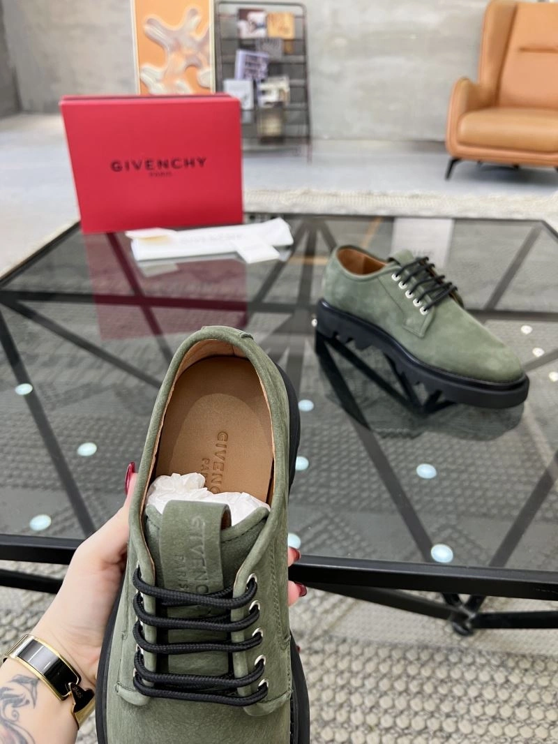 Versatile Gxvxnchy Leather Shoes 155021