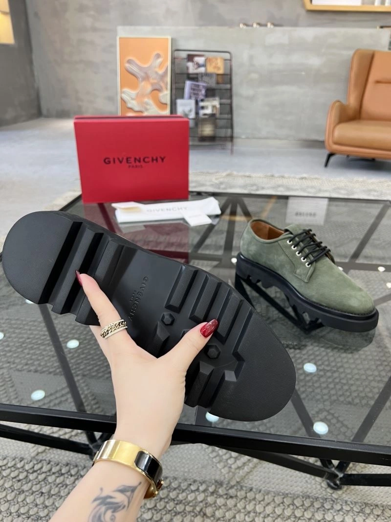 Versatile Gxvxnchy Leather Shoes 155021