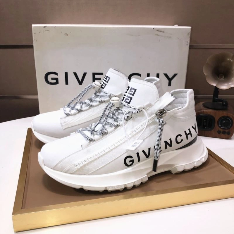 Gxvxnchy Sneakers DailyWear 154930