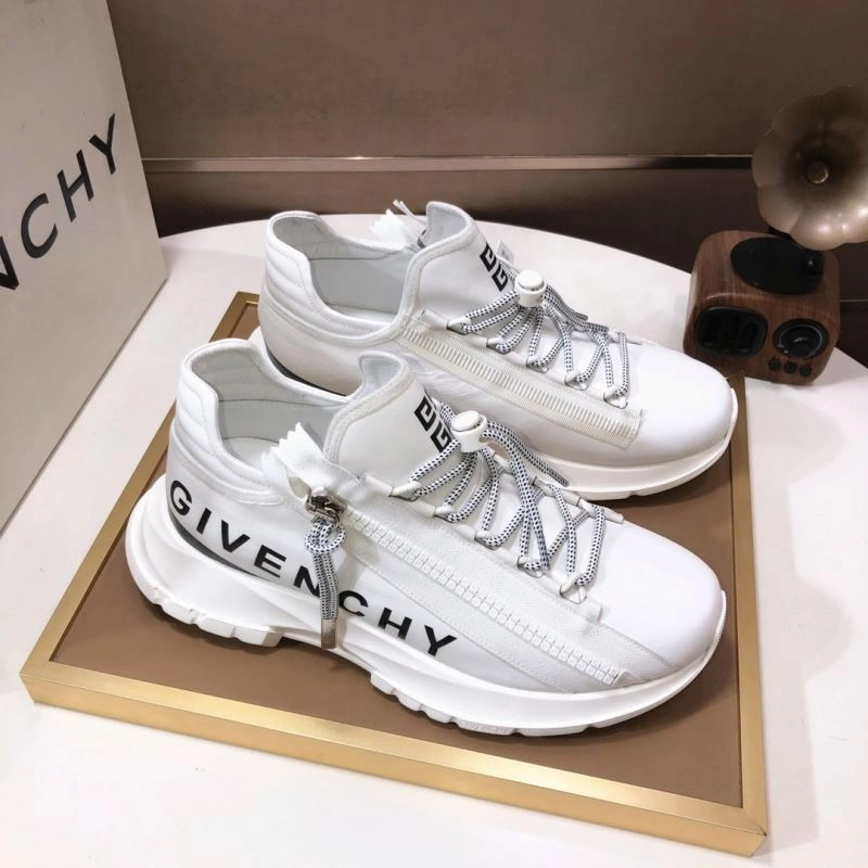 Gxvxnchy Sneakers DailyWear 154930