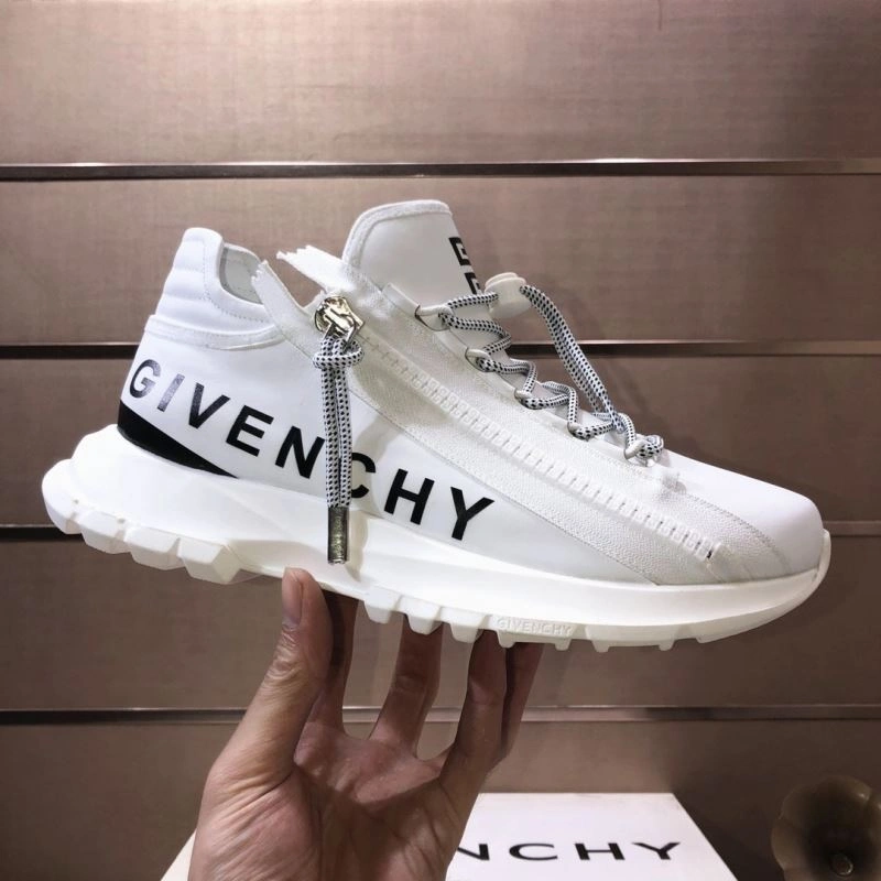 Gxvxnchy Sneakers DailyWear 154930