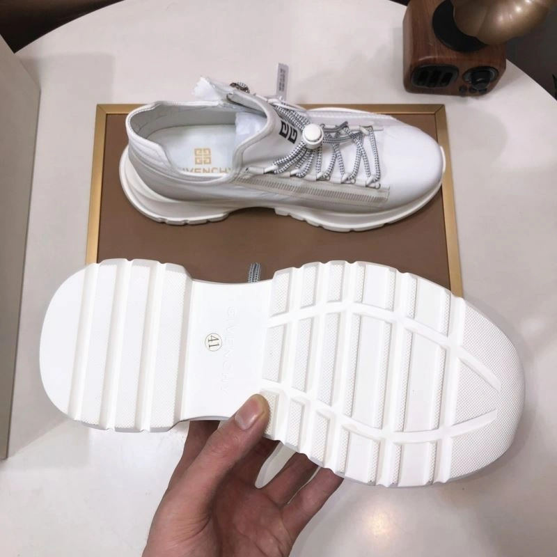 Gxvxnchy Sneakers DailyWear 154930