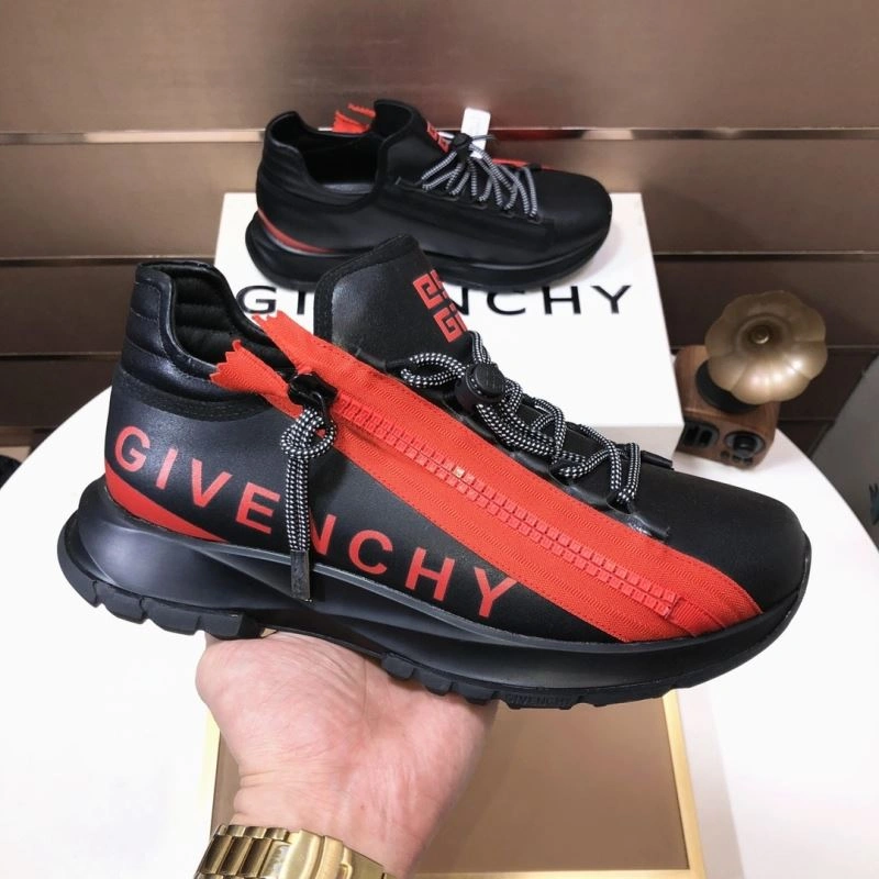 Timeless Gxvxnchy Sneakers 154927
