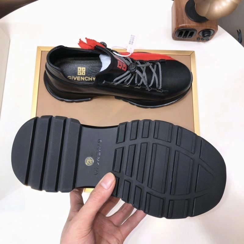 Timeless Gxvxnchy Sneakers 154927
