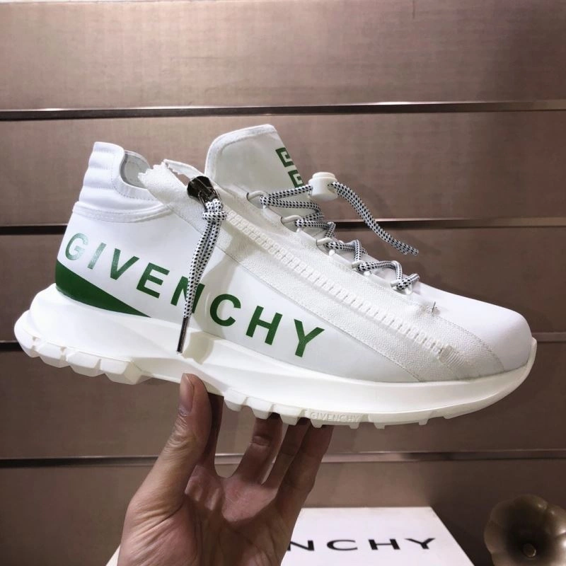 Gxvxnchy Sneakers Cozy 154935