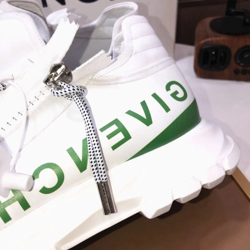 Gxvxnchy Sneakers Cozy 154935