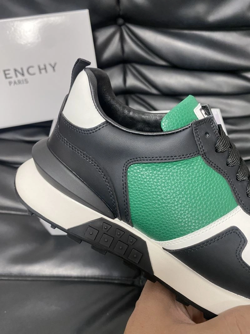Durable Gxvxnchy Sneakers 154925