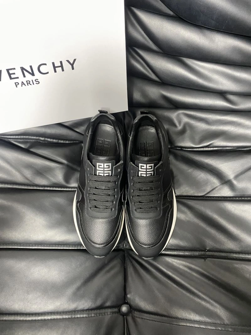 Bold Gxvxnchy Sneakers 154924