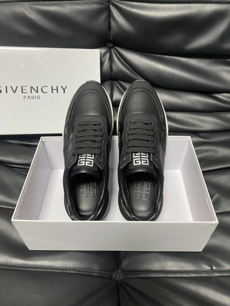 Bold Gxvxnchy Sneakers 154924