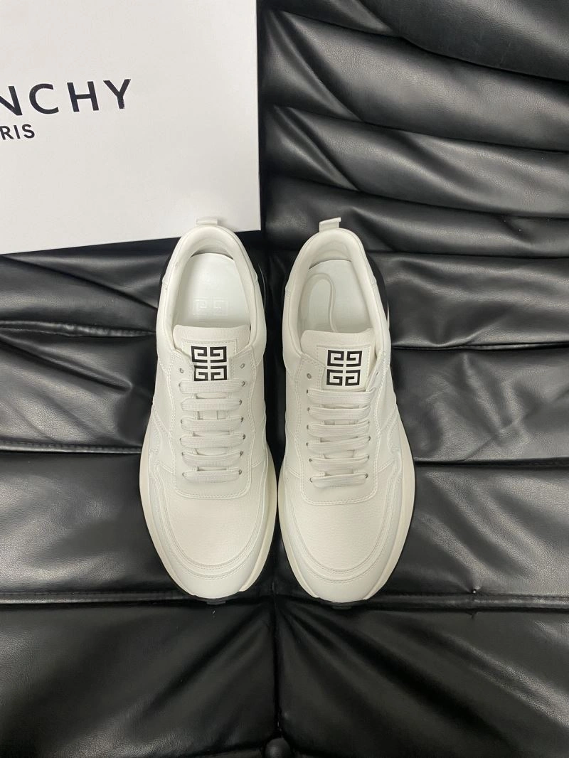 Gxvxnchy Sneakers Affordable 154919