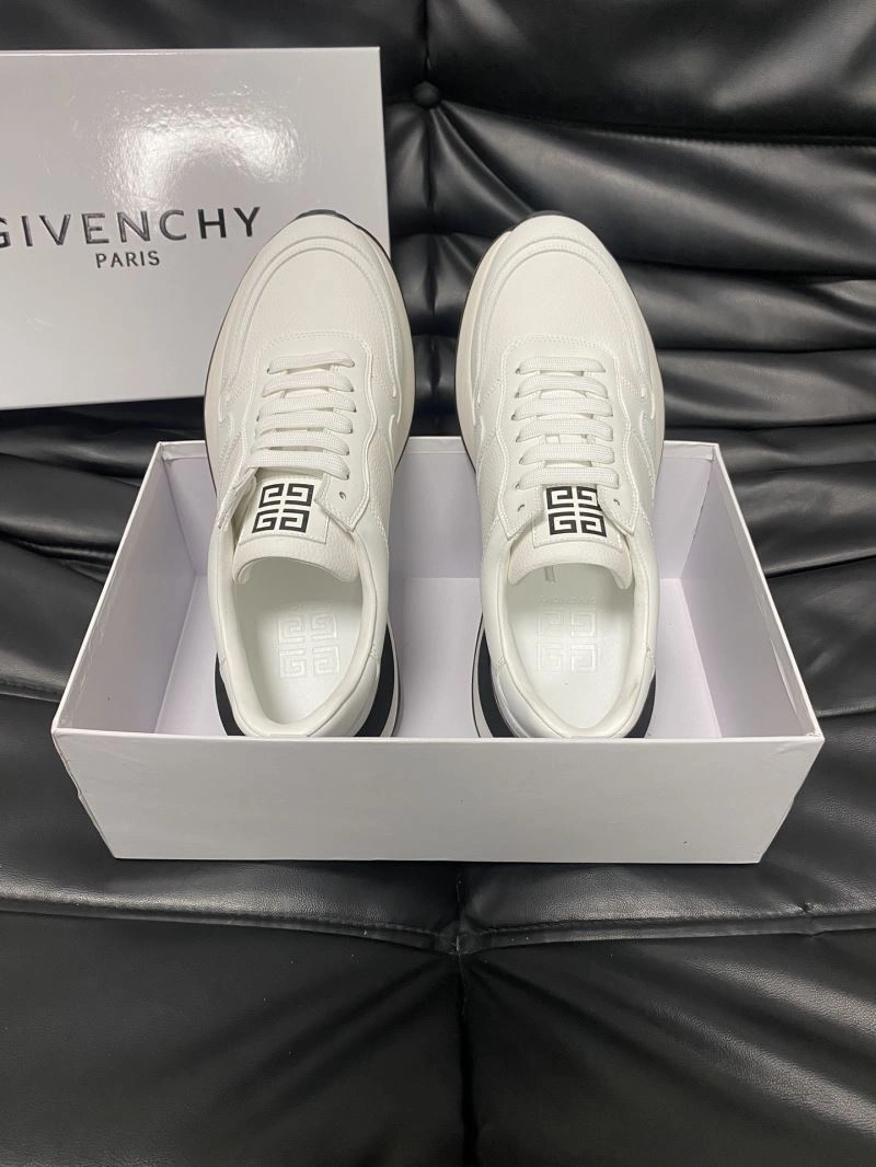 Gxvxnchy Sneakers Affordable 154919