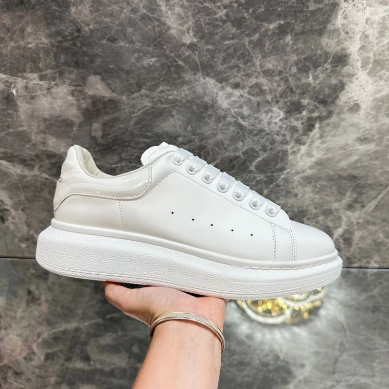 EyeCatching Mxnclxr Sneakers 197714