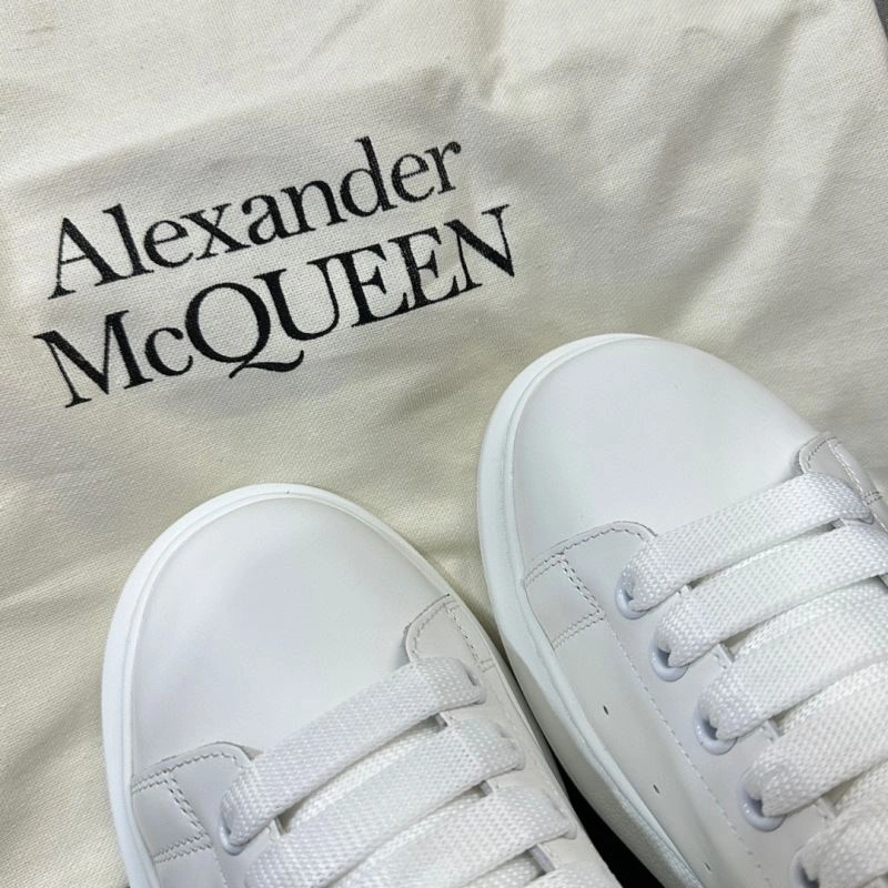 EyeCatching Mxnclxr Sneakers 197714
