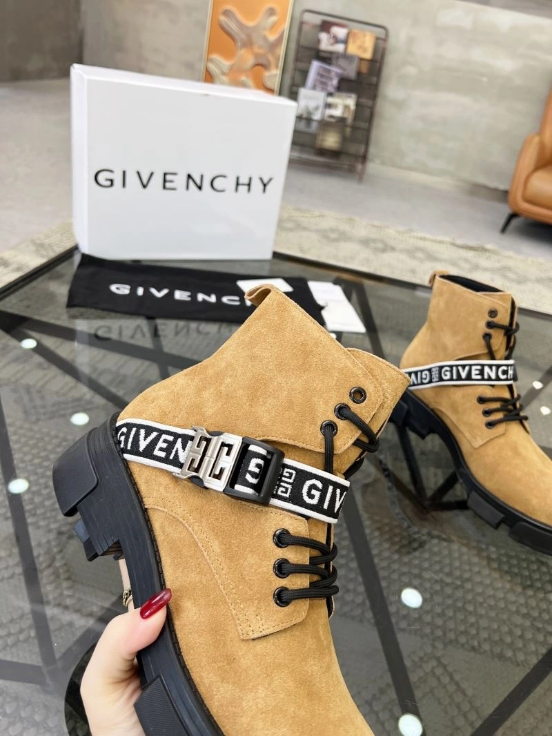 Gxvxnchy Boots Refined 155015