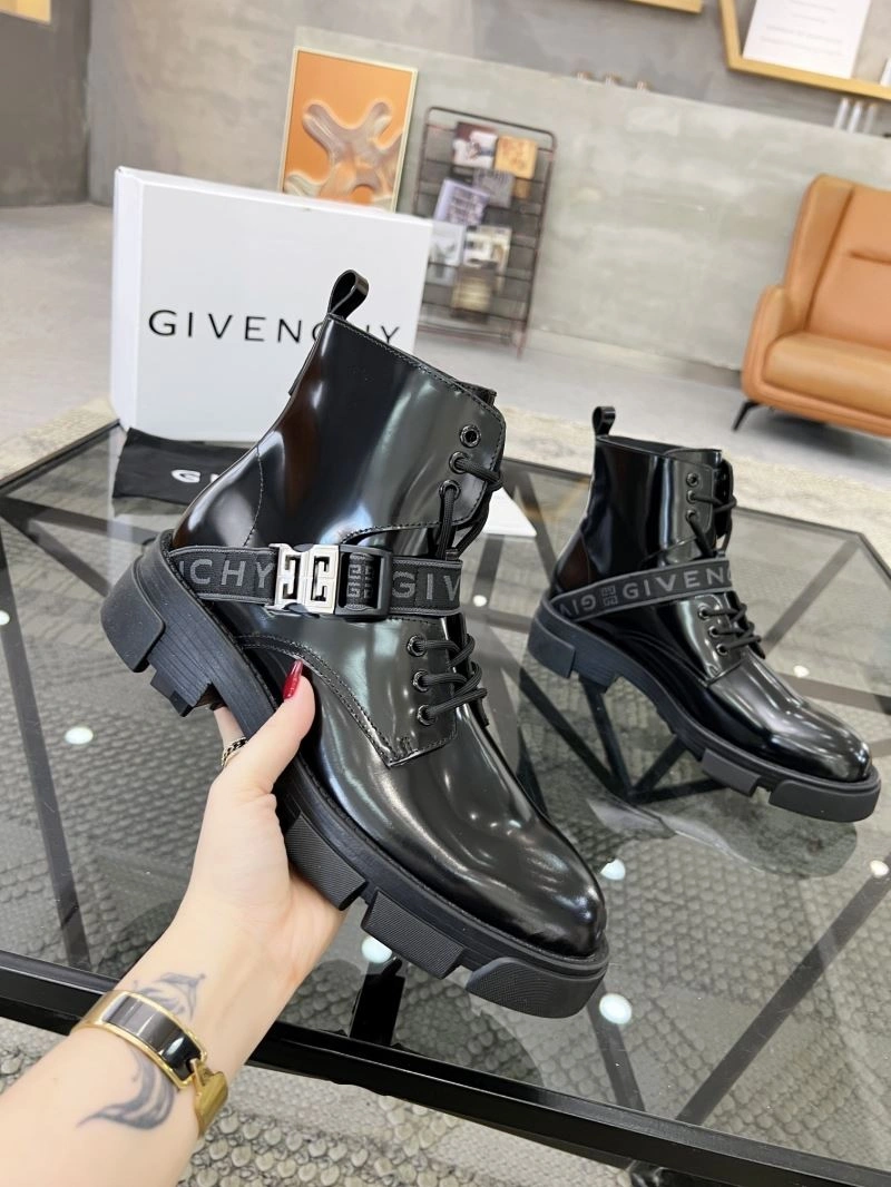 Sleek Gxvxnchy Boots 155020