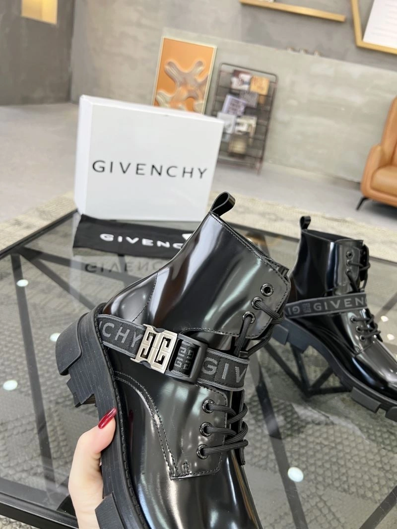 Sleek Gxvxnchy Boots 155020