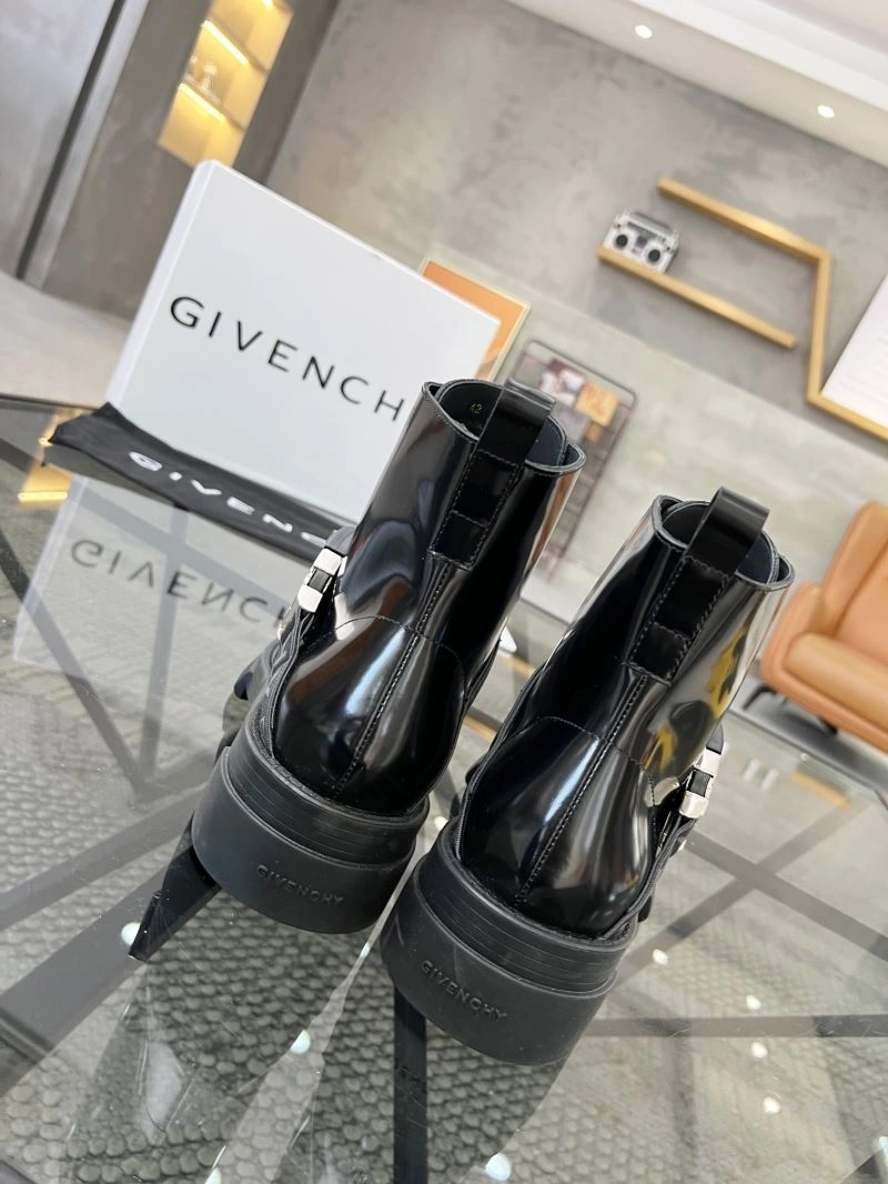 Sleek Gxvxnchy Boots 155020