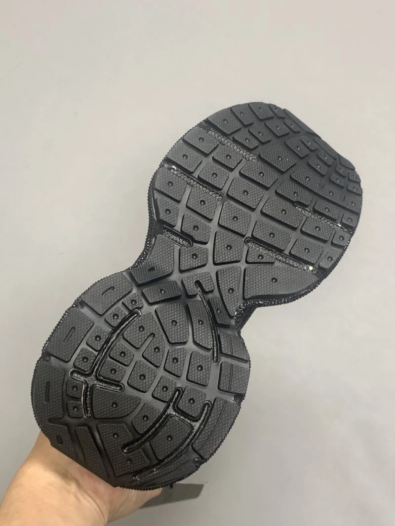 WellDesigned Bxlxnciaga Sneakers 110642