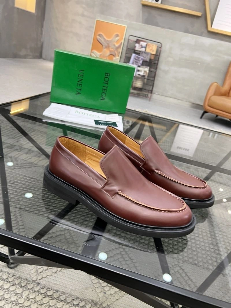 Versatile Bxttxga Vxnxta Leather Shoes 113293
