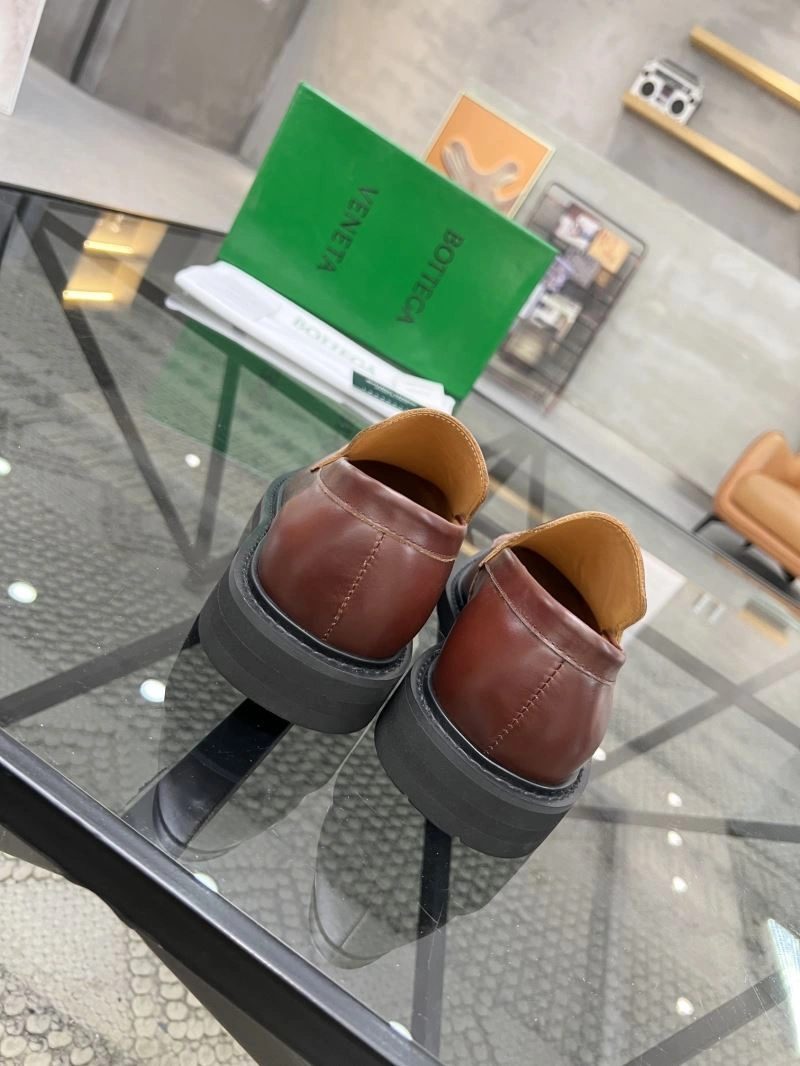 Versatile Bxttxga Vxnxta Leather Shoes 113293