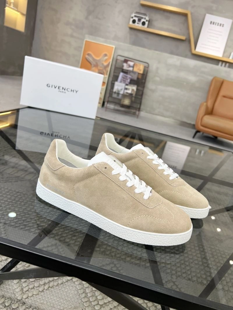 Durable Gxvxnchy Sneakers 154918