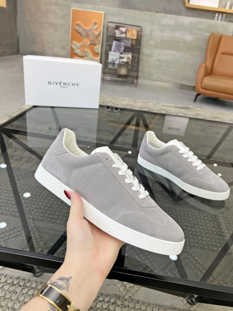Gxvxnchy Sneakers Functional 154916