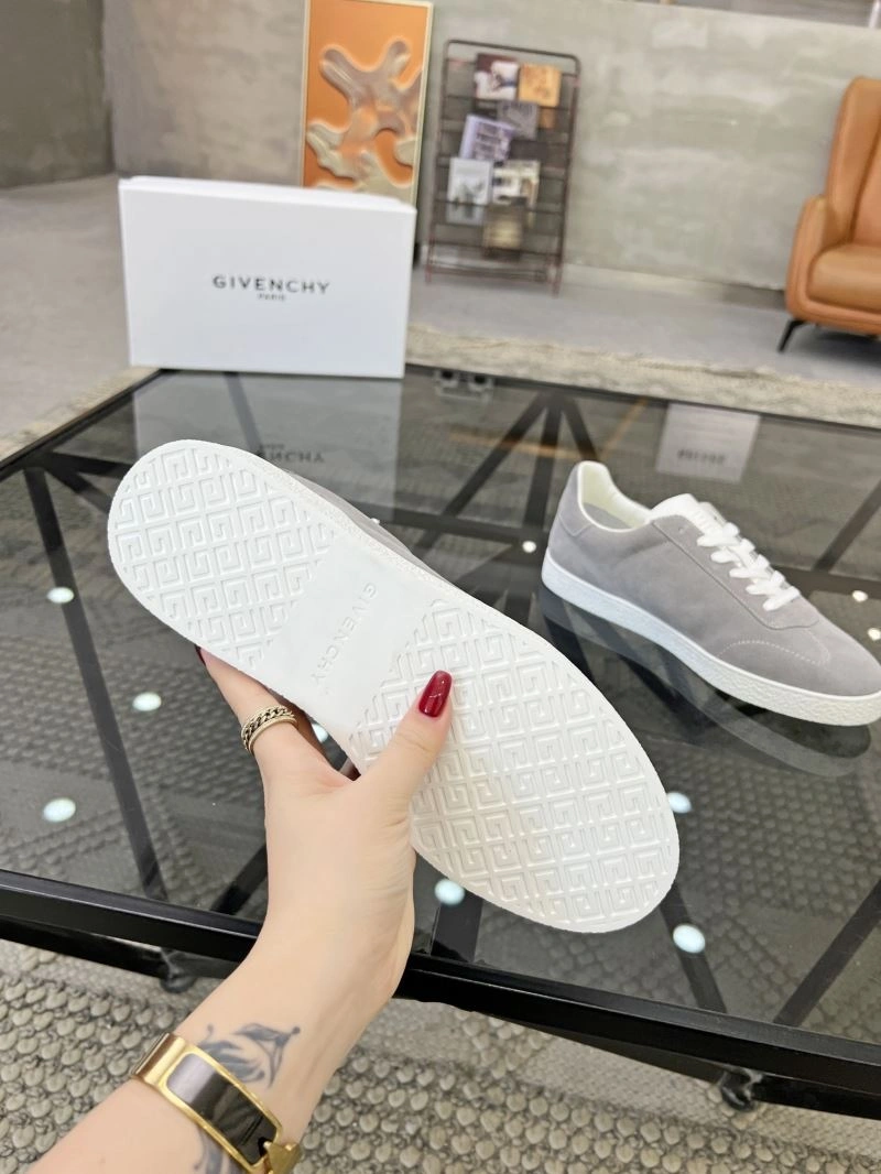 Gxvxnchy Sneakers Functional 154916