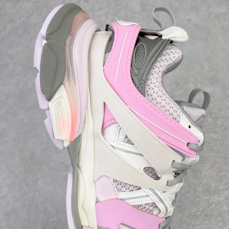 GoAnywhere Bxlxnciaga Sneakers 110634