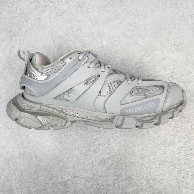 Versatile Bxlxnciaga Sneakers 110613