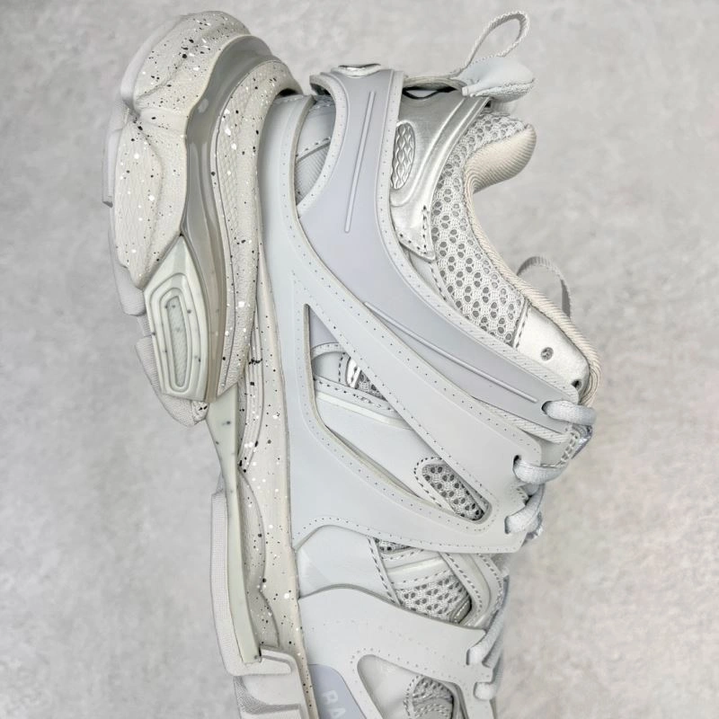 Versatile Bxlxnciaga Sneakers 110613