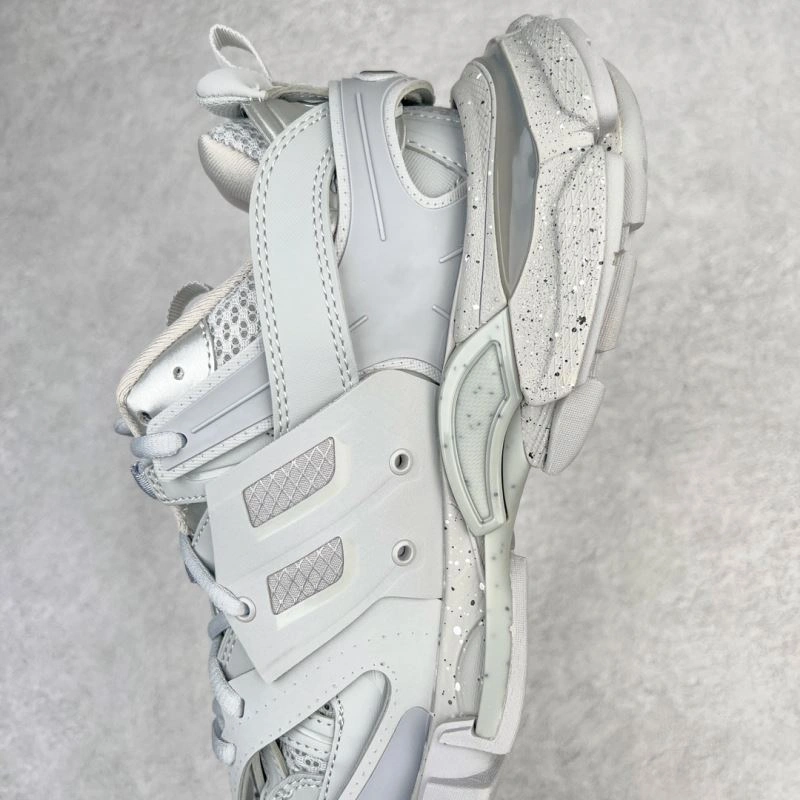 Versatile Bxlxnciaga Sneakers 110613