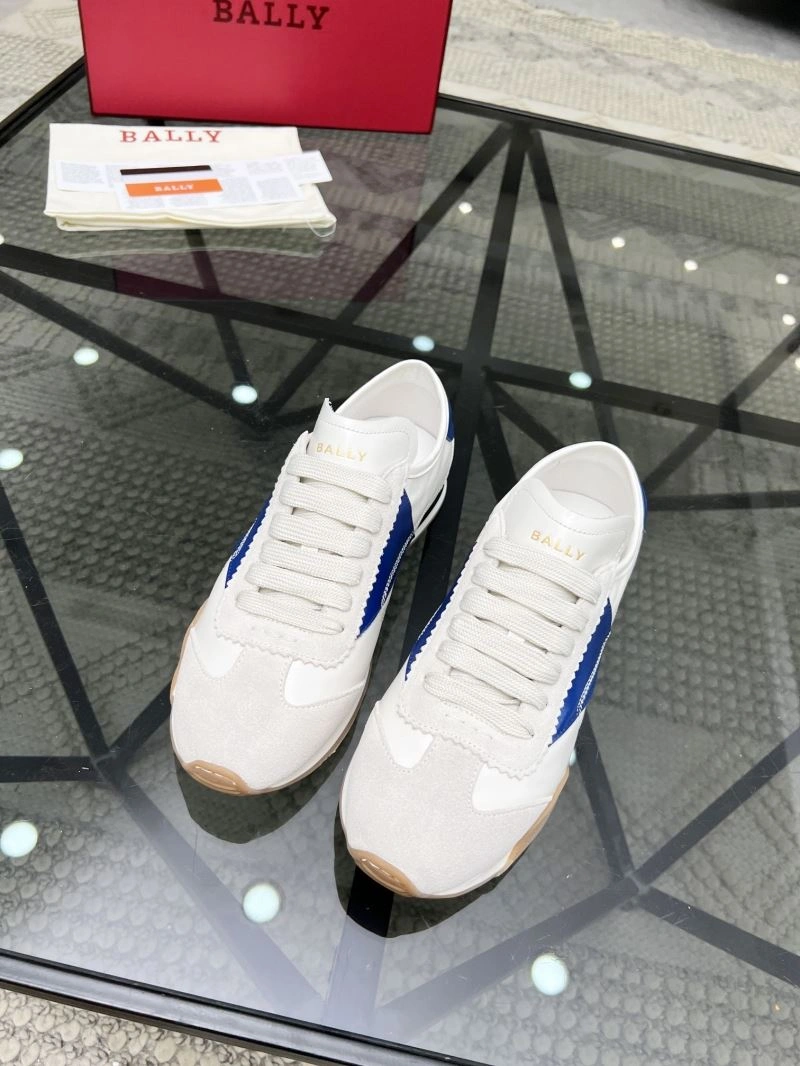 Efficient Bxlly Sneakers 110929