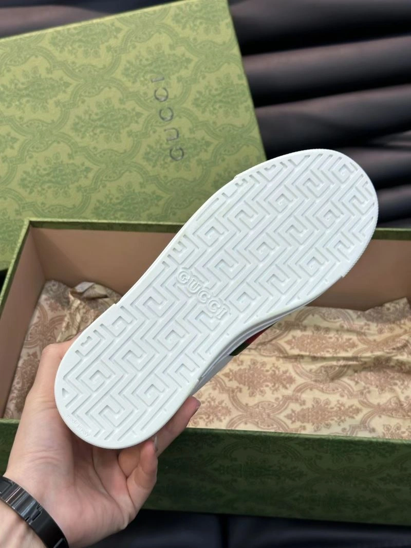 Bold Gxccx Sneakers 166929