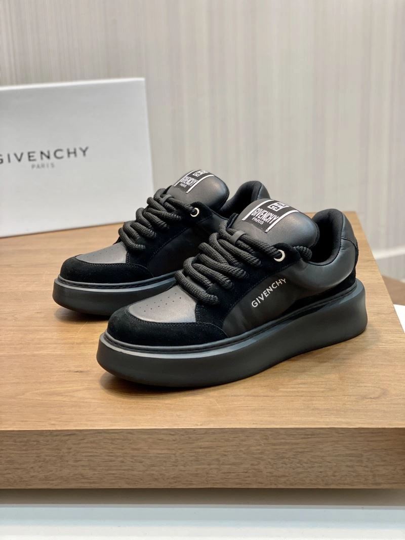 Gxvxnchy Sneakers Bright 154903