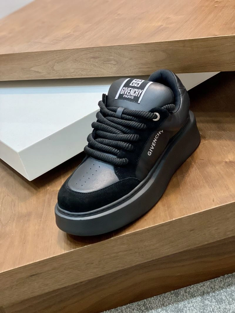 Gxvxnchy Sneakers Bright 154903