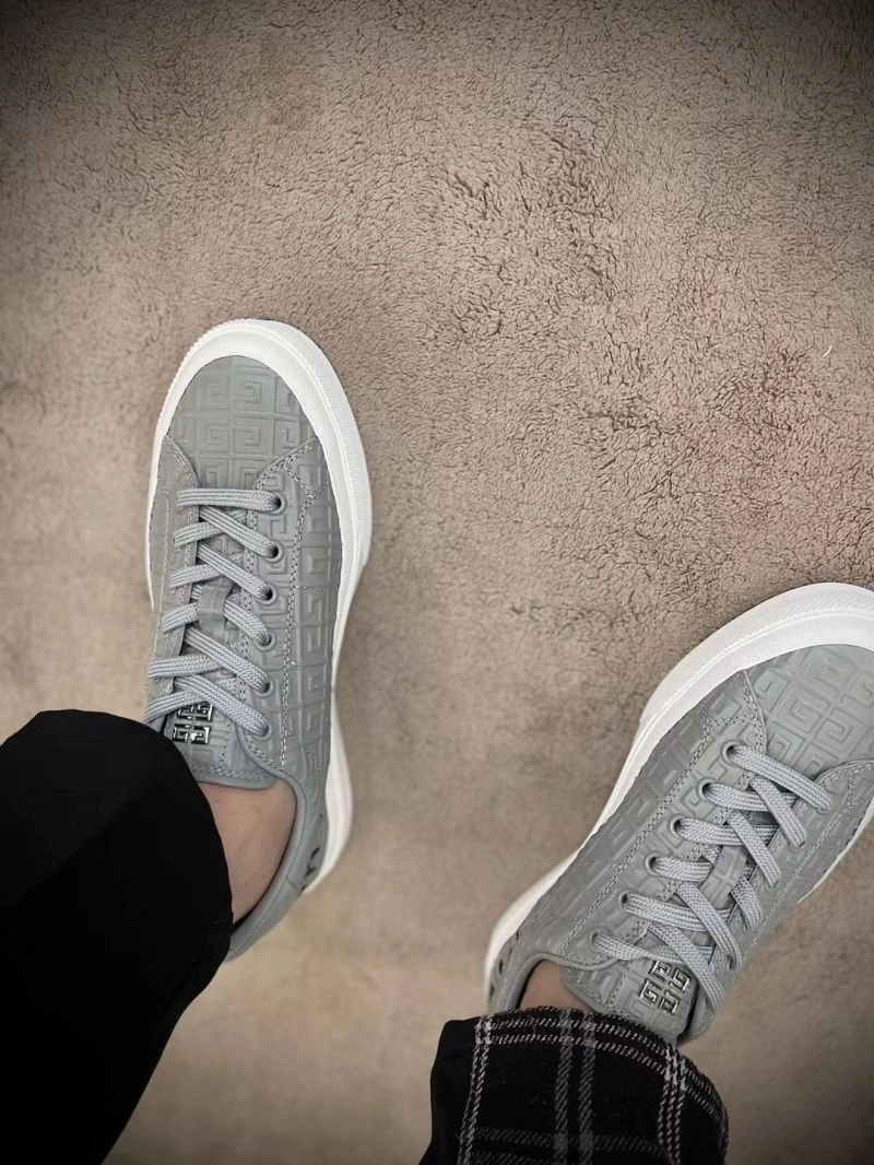 Affordable Gxvxnchy Sneakers 154888
