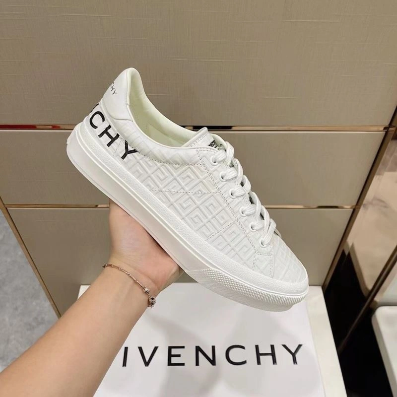 Gxvxnchy Sneakers Bold 154887