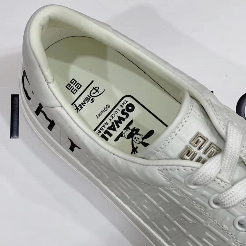 Gxvxnchy Sneakers Bold 154887