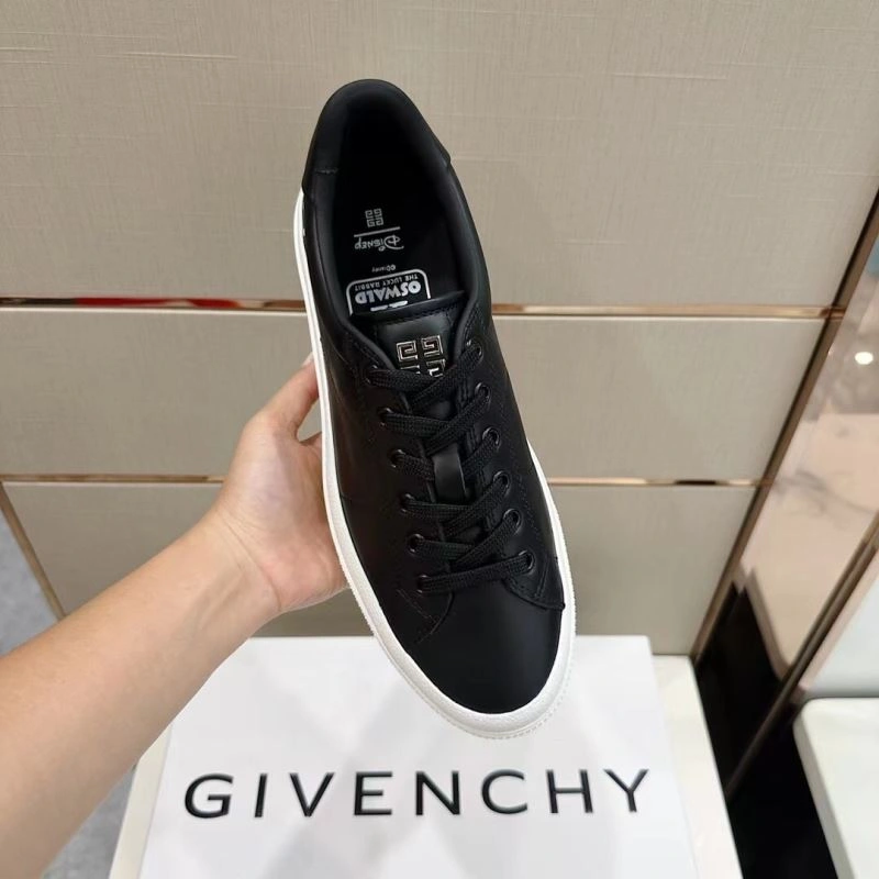 Timeless Gxvxnchy Sneakers 154899